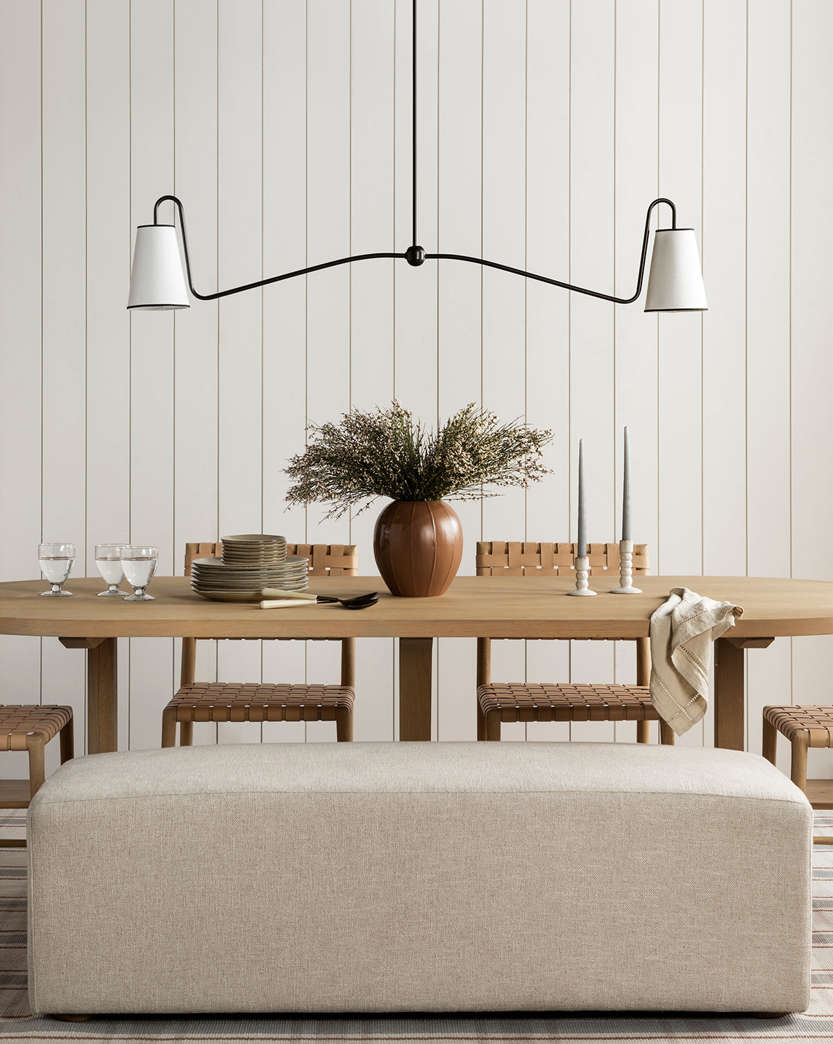 Makerspalm, Jonas Linear Chandelier