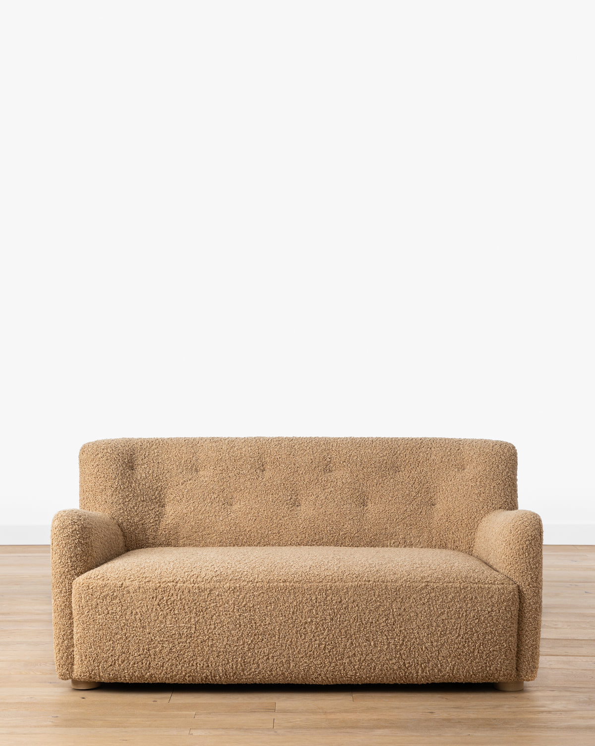 Makerspalm, Magda Teddy Bear Boucle Settee