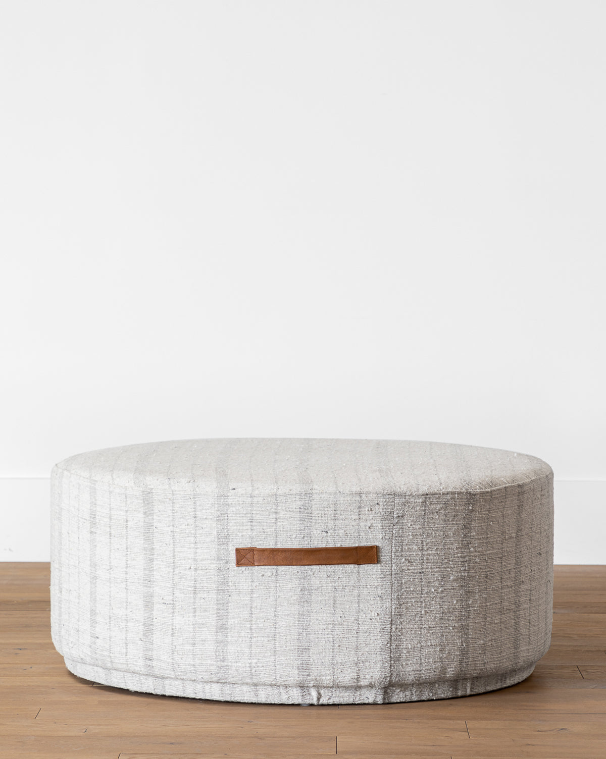 Manglam Arts, McKay Round Ottoman