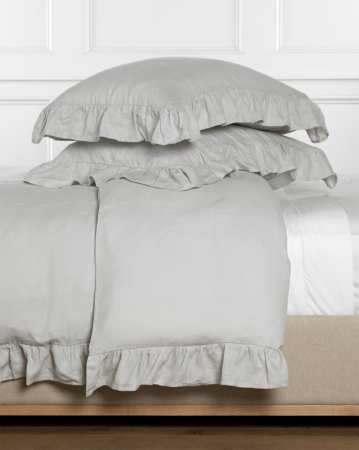 Makerspalm, Ruffle Linen Duvet