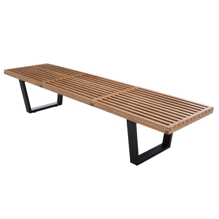 Nuevo, Tao Bench