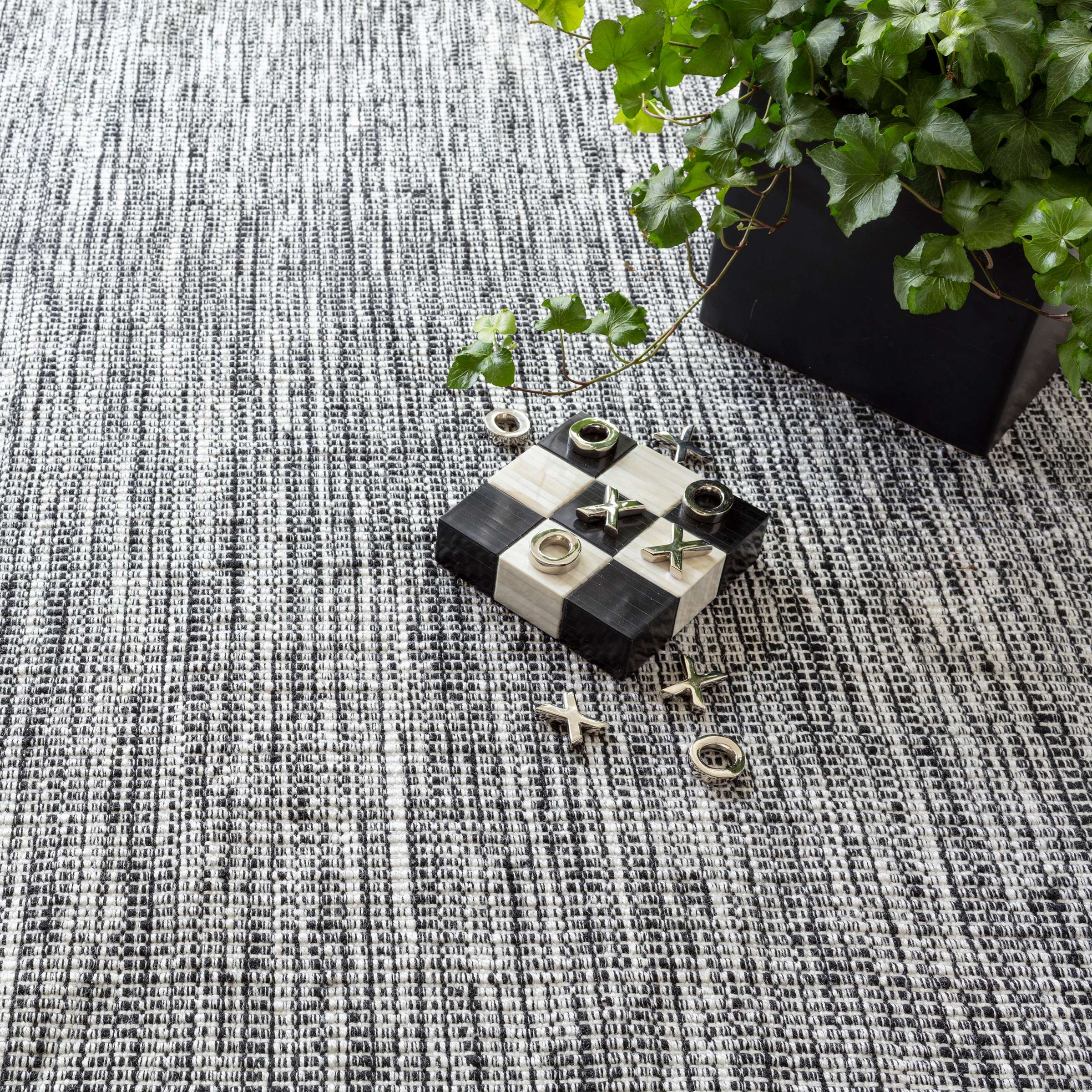 Annie Selke, Tideline Black Indoor/Outdoor Rug